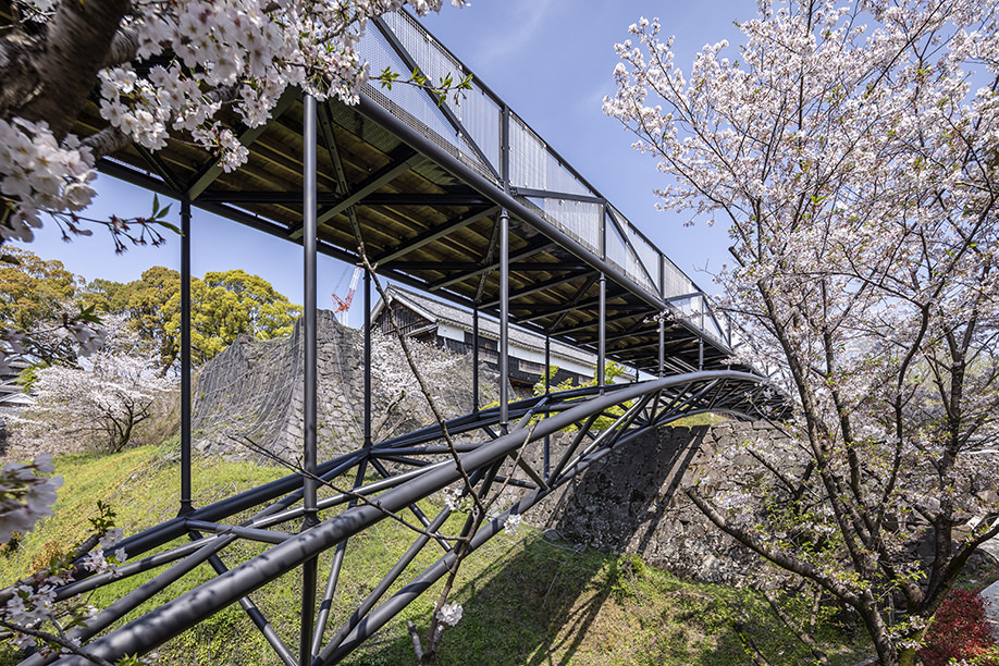 kumamoto castle reconstruction observation path